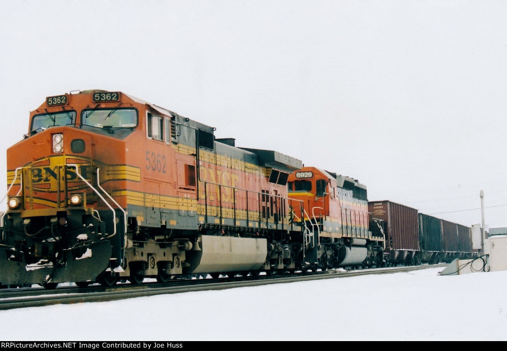 BNSF 5362 East